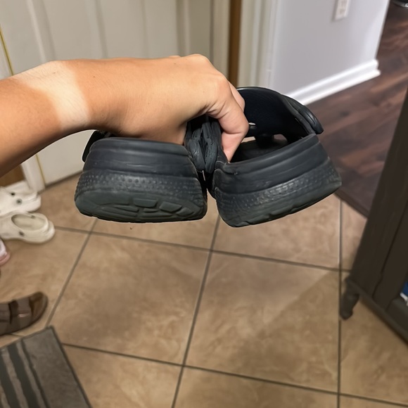 crocs - Picture 6 of 6